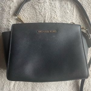 Michael Kors Selma Crossbody bag